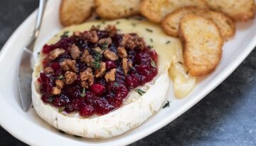 Cranberry Pecan Baked Brie