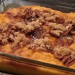 Sweet Potatoes with Toasted Pecan Crumble